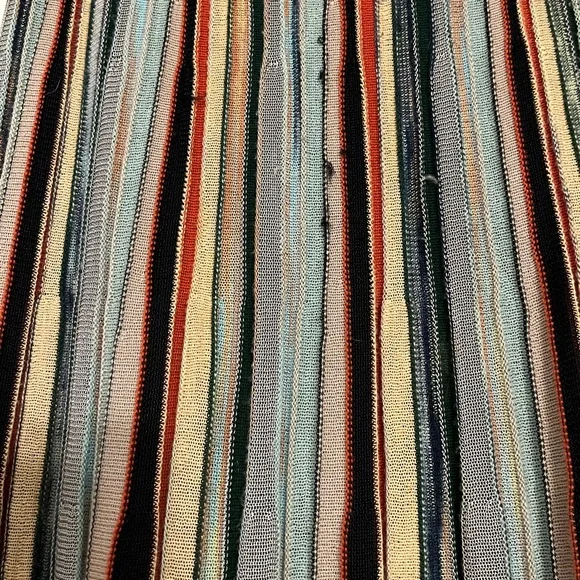 Great Moth multi color sweater skirt. - Picture 5 of 6